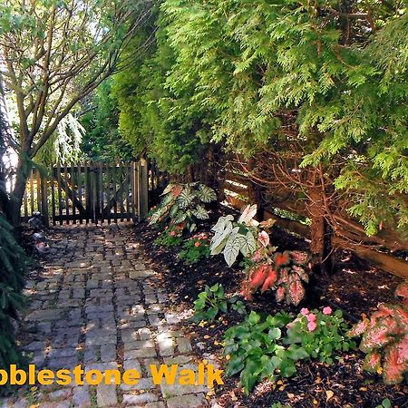 Sheppard'S Place Bed & Breakfast Narragansett Dış mekan fotoğraf
